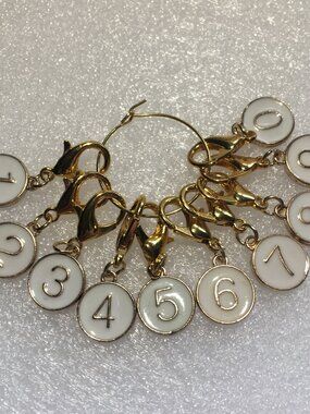 Numbered Stitch Marker Set • Black & Gold • Set of 10